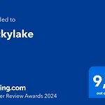 Luckylake Apartment