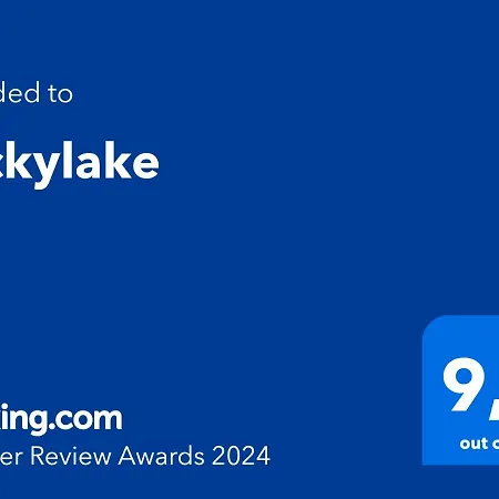 Luckylake Apartment