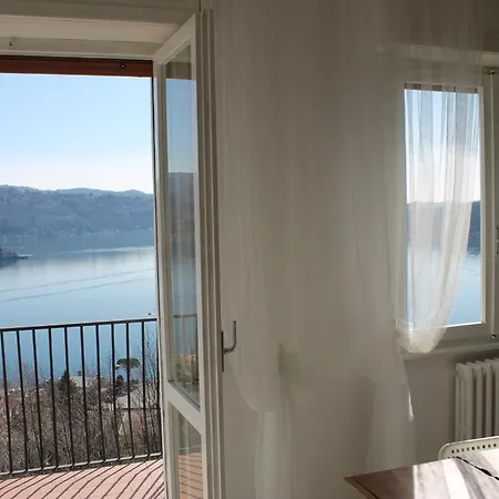 Apartman Luckylake Pella