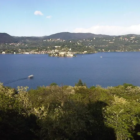 Luckylake Daire Pella